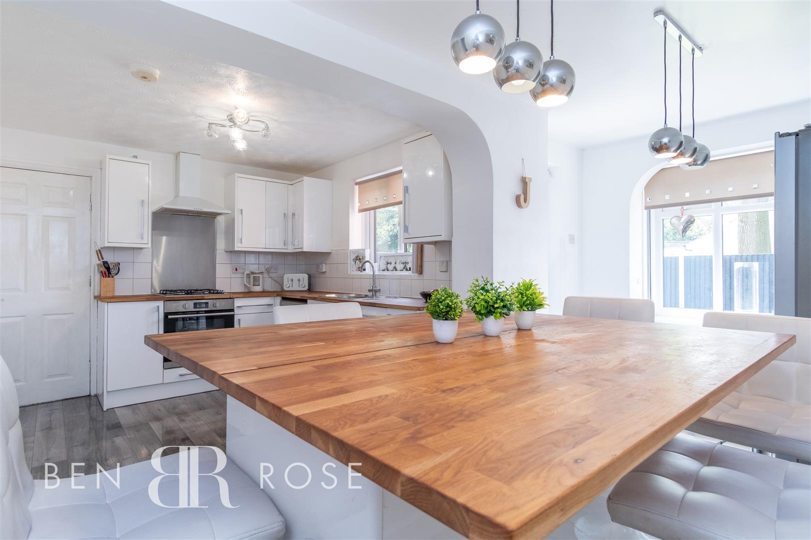Ridge Way, Preston